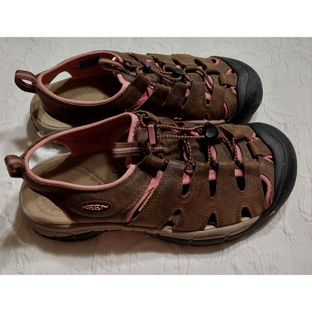 KEEN Sandals Women's 8.5 W ,washable, Waterproof, Leather Comfort. - Picture 5 of 8